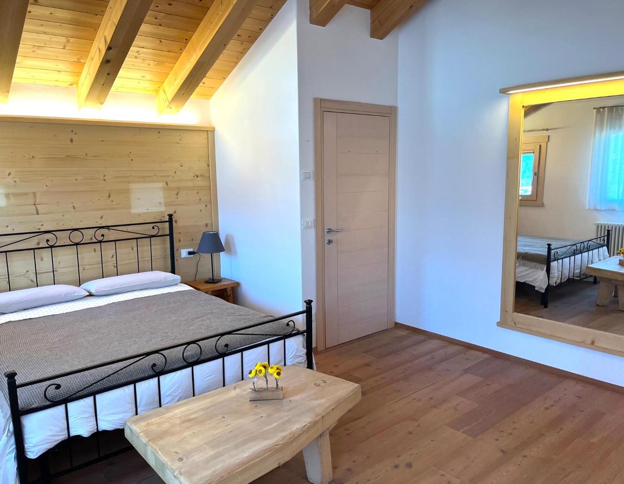 Chalet Delle Dolomiti ピエーヴェ・ディ・カドーレ エクステリア 写真
