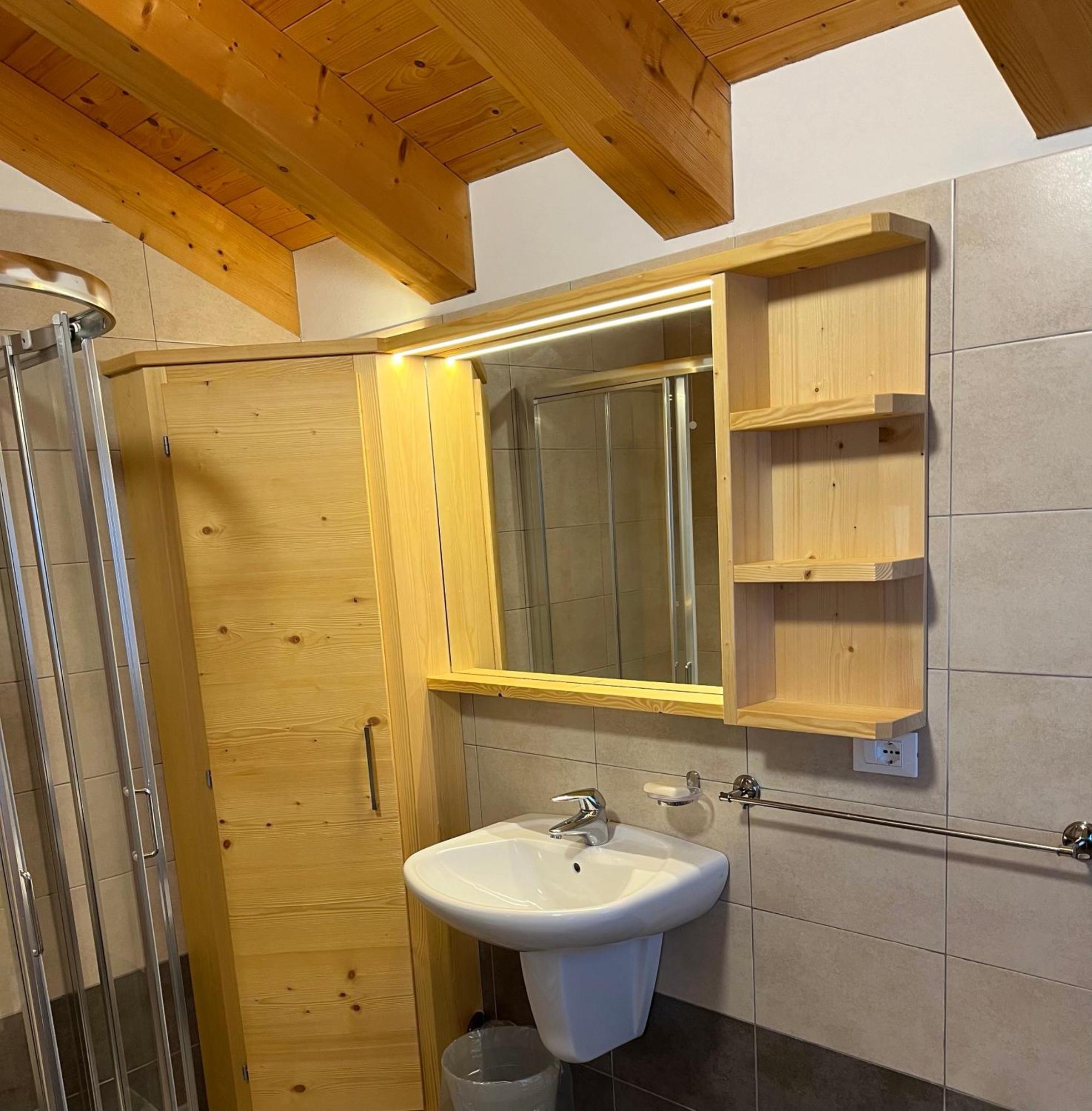 Chalet Delle Dolomiti ピエーヴェ・ディ・カドーレ エクステリア 写真